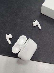 Б/в Навушники Apple airpods 3rd generation 01-200960464
