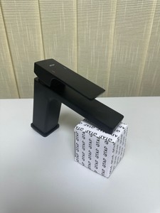 Б/в Змішувач для раковини Qtap qtgem272blm45690 black matt 01-200968459
