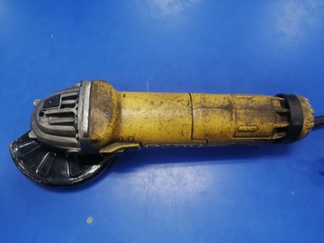 Б/у Угловая шлифмашина Dewalt dwe4217 01-200976665