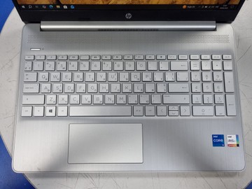Б/в Ноутбук Hp 15/core i5-1135g7 ddr4/8gb ddr4/ssd 512 gb/*інтегрована 01-200999378