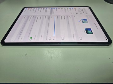Б/в Планшет Apple ipad pro 13 2024 wi-fi + cellular 256gb 01-201006189