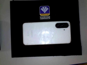 Б/в Мобільний телефон Samsung galaxy a26 5g 6/128gb 01-201032145