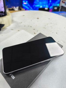 Б/в Мобільний телефон Samsung galaxy s25 12/256gb 01-200975790