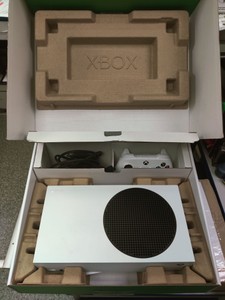 Б/в Ігрова приставка Microsoft xbox series s 512gb 01-201043508