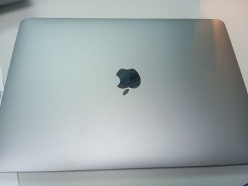 Б/в Ноутбук Apple macbook pro 13,3" core i5 2,3ghz/ram8gb/ssd256gb/intel iris plus graphics 640 01-201094764