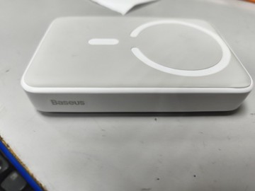 Б/у Повербанк Baseus magnetic wireless charging power bank 10000mah 20w ppcxm10 01-201101713