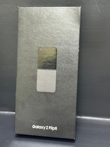 Б/у Мобільний телефон Samsung galaxy flip5 8/256gb 01-201113064