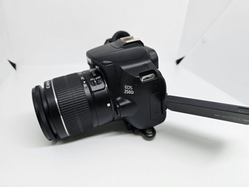 Б/в Фотоапарат Canon eos 250d kit 18-55mm ef-s is stm 01-201040992