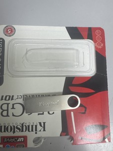 Б/в Флеш-накопичувач usb Kingston 256gb 01-201127402