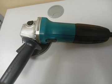 Б/в Кутова шліфмашина Makita ga5030 01-201140379