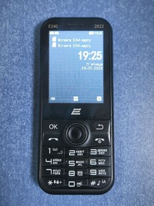 Б/в Мобільний телефон 2E e240 2022 01-201143183