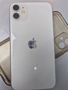 Б/в Мобільний телефон Apple iphone 11 64gb 01-201146550