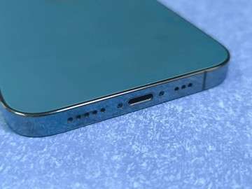 Б/в Мобільний телефон Apple iphone 12 pro 256gb 01-201167285