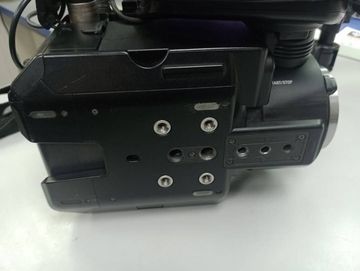 01-200411368: Sony nex-fs100