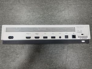 01-200521458: Microsoft xbox one s 500gb