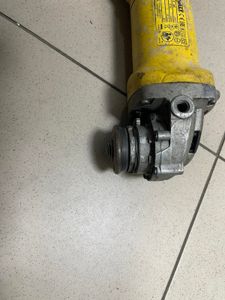 01-200606588: Dewalt dwe4217