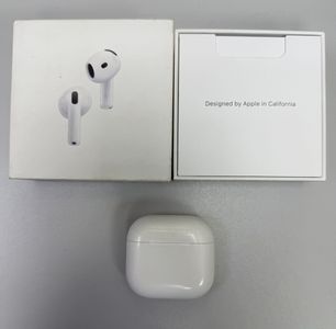 01-200778544: Apple airpods 4 with active noise cancellation