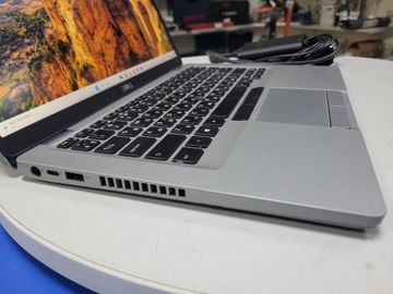 01-200629075: Dell 14/core i7-10610u ddr4/16gb ddr3/hdd 250 gb/ssd 240 gb/*інтегрована