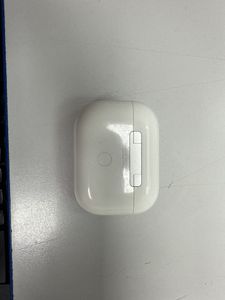 01-200792589: Apple airpods pro 2nd generation with magsafe charging case usb-c