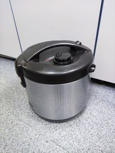 Б/в Мультиварка Redmond rmc-m22 01-200794185