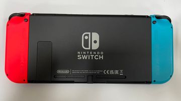 Б/у Игровая приставка Nintendo switch 01-200762135