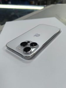 Б/в Мобільний телефон Apple iphone 14 pro 256gb 01-200802252