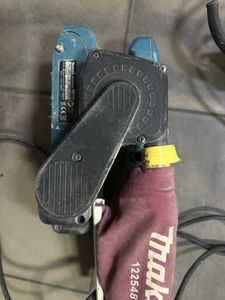 Б/в Шліфмашина стрічкова Makita 9910 01-200818952