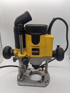 Б/в Фрезер Dewalt dw621 01-200821071