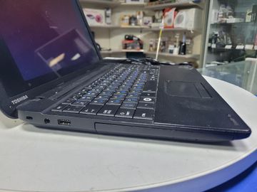 Б/в Ноутбук Toshiba 15/core i5 4200m ddr3/8gb ddr3/hdd 250 gb/ssd *відсутній/*інтегрована 01-200831237