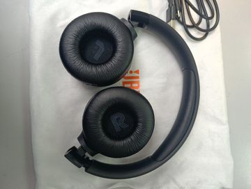 Б/у Наушники Jbl tune 520bt 01-200861348