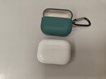 Б/в Навушники Apple airpods pro 2nd generation with magsafe charging case usb-c 01-200870532
