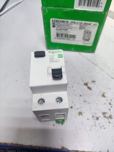 Schneider easy9 ez9d34616