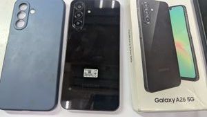 Б/в Мобільний телефон Samsung galaxy a26 5g 6/128gb 01-200873679