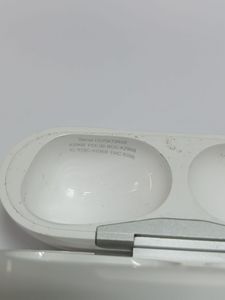 Б/в Навушники Apple airpods pro 2nd generation with magsafe charging case usb-c 01-200887058