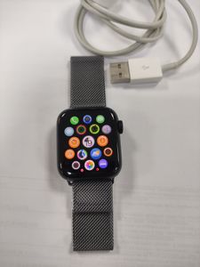 Б/в Смарт-годинник Apple watch se 2 gps 40mm aluminium case 01-200848330