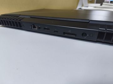 Б/в Ноутбук Dell 17/core i7 6700hq ddr3/16gb ddr3/hdd *відсутній/ssd 960 gb/geforce gtx1070 8gb 01-200912097