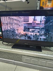 Б/в Телевізор Samsung ue32eh5300 01-200910273