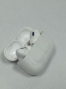 Б/у Наушники Apple airpods pro 2nd generation with magsafe charging case usb-c 01-200884256