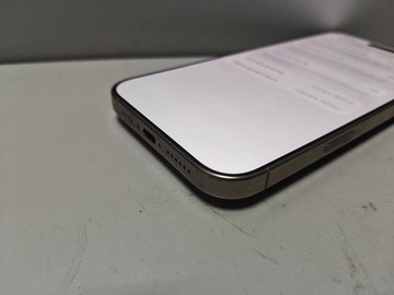 Б/в Мобільний телефон Apple iphone 16 pro max 256gb esim 01-200944200