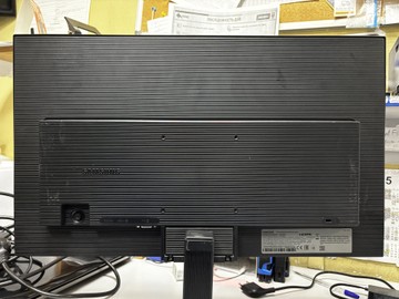 Б/в Монітор Samsung ls24d300gaixci 01-200950249