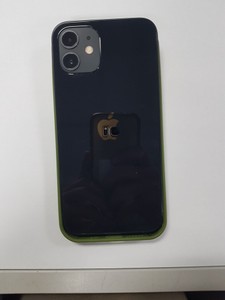 Б/в Мобільний телефон Apple iphone 12 64gb 01-200913162