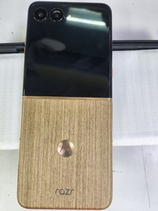 Б/в Мобільний телефон Motorola razr 60 ultra 16/512gb 01-200958586