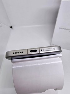Б/в Мобільний телефон Xiaomi 15t pro 12/512gb 01-200966520