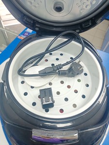Б/у Мультиварка Redmond rmc-m90 01-200975553