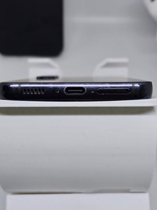 Б/в Мобільний телефон Samsung galaxy s23 8/256gb 01-200975704