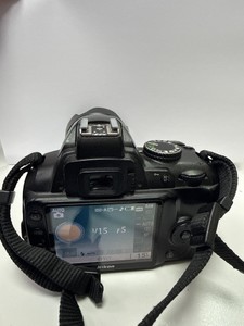 Б/у Фотоаппарат Nikon d3000 kit /af-s nikkor 18-55mm 1:3,5-5,6g vr dx 01-200992090