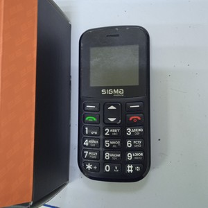 Б/в Мобільний телефон Sigma comfort 50 cf115 easy 01-200996353