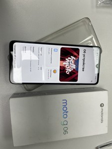 Б/в Мобільний телефон Motorola moto g06 4g 4/64gb 01-201054098