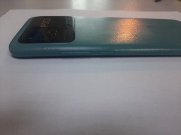 Б/в Мобільний телефон Xiaomi poco c40 3/32gb 01-201081373