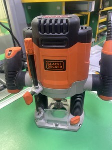 Б/в Фрезер Black&Decker kw1200e 01-201086405